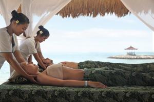 Hosté ubytování Bali Tropic Resort & Spa - CHSE Certified