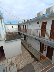 an overhead view of a building with balconies at Pousada Santo Amaro in Juazeiro do Norte