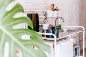 Kuchyň nebo kuchyňský kout v ubytování Estudio Loft en el centro de Madrid reformado en enero 2024