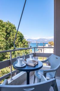 Photo de la galerie de l'établissement Selianitika Bay Apartment B1, à Selianitika 22 autres photos