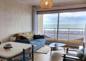 Posezení v ubytování Appartement face mer
