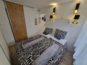 Postel nebo postele na pokoji v ubytování Studio apartman Marica - Ogulin, Hrvatska