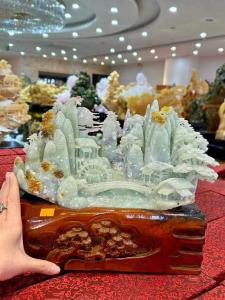 a plate of food sitting on top of a table at Đá Quý Duyên Chiến in Tam Ðiệp