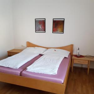 Posteľ alebo postele v izbe v ubytovaní Gasthof Schauer