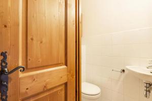Łazienka w obiekcie Résidence Le Roselend - maeva Home - Appartement 3 Pièces 6 Personnes - Sélection MAE-0983