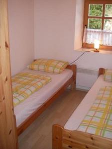 Posteľ alebo postele v izbe v ubytovaní Ferienwohnung in Villa "Parkblick"