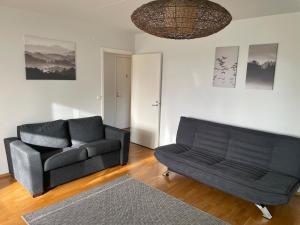 Χώρος καθιστικού στο Helsinki Area Apartment 15 Min to Airport With Own Parking Lot