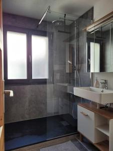 Koupelna v ubytování Ferienapartment Fieschertal