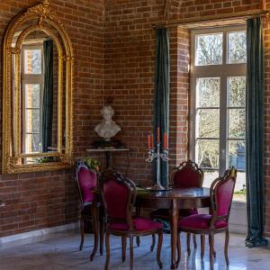 Posedenie v ubytovaní Dworek Atrium