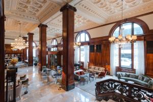 The Benson Portland, Curio Collection by Hilton的休息区