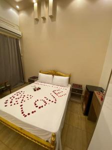 Voodi või voodid majutusasutuse Meramees Hotel toas
