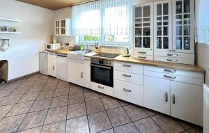 Η κουζίνα ή μικρή κουζίνα στο Ferienwohnung Silz Nossentin