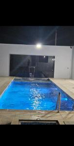 Swimming pool sa o malapit sa Villa maud&moh