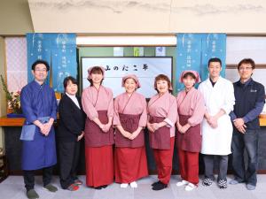 Hosté ubytování 信州安曇野穂高温泉郷　旅館　山のたこ平 + 37 fotografií
