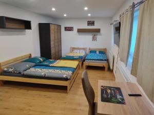 Postel nebo postele na pokoji v ubytování Malý apartmán v Praze