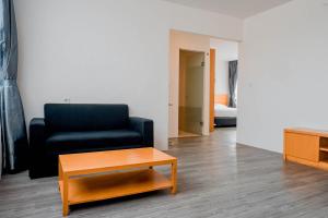 Χώρος καθιστικού στο Sunrise Suite Seminyak by ARM Hospitality