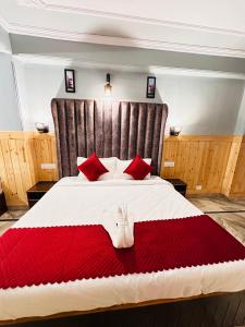 Hotel Avalanche客房内的一张或多张床位