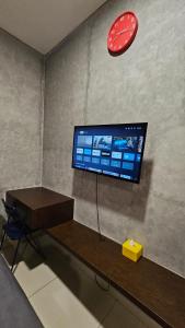 TV/trung tâm giải trí tại Casa Kota Residence