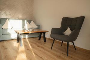 Posezení v ubytování Ferienwohnung Schönblick
