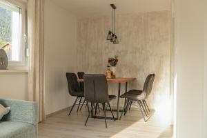 Posezení v ubytování Ferienwohnung Schönblick