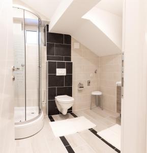 Koupelna v ubytování Ferienwohnung Schönblick + 37 fotografií
