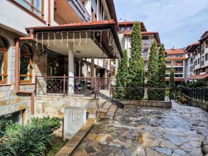 Fotografie z fotogalerie ubytování Cedar Lodge 2 Bedroom Apartment by Flat Mаnager v destinaci Bansko