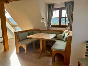 Χώρος καθιστικού στο Ferienwohnung Hornauer