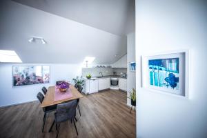 Kuchyň nebo kuchyňský kout v ubytování Apartments Mariana