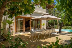 Piscina en o cerca de Zanzibar White Sand Luxury Villas & Spa - Relais & Chateaux