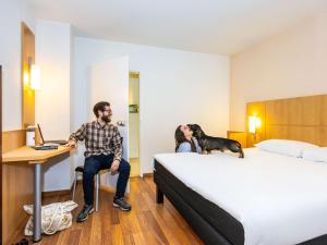 Letto o letti in una camera di ibis Antwerpen Centrum
