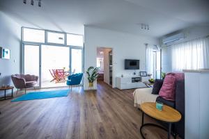 TV a/nebo společenská místnost v ubytování Apartments Mariana