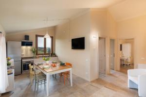 Agriturismo Tenuta i 4 venti的厨房或小厨房