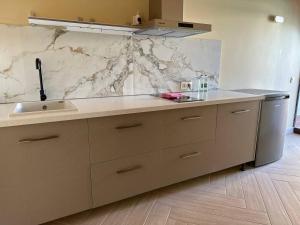Kuchnia lub aneks kuchenny w obiekcie Miramar Boutique Apartments ADULTS ONLY CORRALEJO