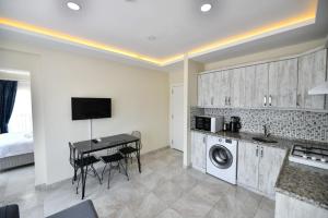 Gallery image of Lamira Apart Holiday&Guest House in Fethiye