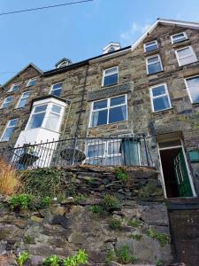 Gallery image of High View Studio with terrace & sea views in Barmouth