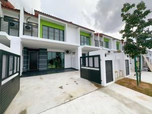 Το κτήριο όπου στεγάζεται  η παραθεριστική κατοικία