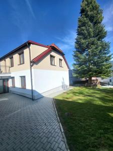 Budova, kde se apartmán nachází