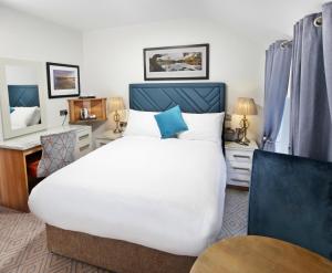 Llit o llits en una habitació de The Bailie, Main St Bailieborough, A82T6C6
