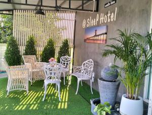 Κήπος έξω από το aSleep Hotel Sriracha แอสลีพ โฮเทล