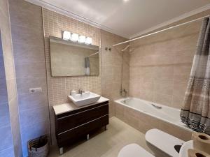 Kúpeľňa v ubytovaní Apartamento Jardines PG014 - Salco la Cumbre