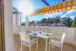 Fotografia z galérie ubytovania 2036 modern golden beach duplex penthouse v Marbelli