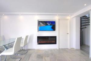 Fotografie z fotogalerie ubytování 1094 modern duplex penthouse on the beach v destinaci Marbella