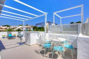Fotografie z fotogalerie ubytování 1094 modern duplex penthouse on the beach v destinaci Marbella