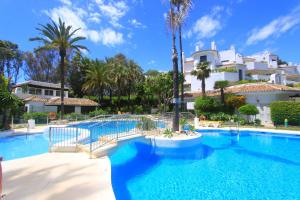 Fotografie z fotogalerie ubytování 1094 modern duplex penthouse on the beach v destinaci Marbella