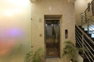 Fotografie z fotogalerie ubytování Hotel Lemon Suites & Banquet Noida Sector 62 v destinaci Noida