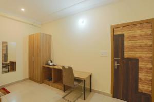 Fotografie z fotogalerie ubytování Hotel Lemon Suites & Banquet Noida Sector 62 v destinaci Noida