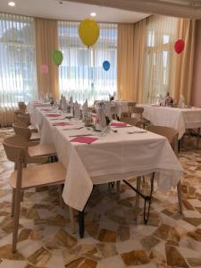 Restaurace v ubytování Hotel Lazzarini
