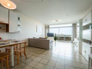 Kuchyň nebo kuchyňský kout v ubytování Apartment Ref- 801 by Interhome