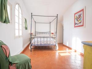 Łóżko lub łóżka w pokoju w obiekcie Holiday Home La Proue by Interhome