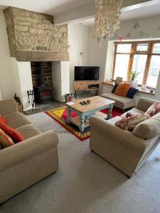 Ruang duduk di Wuthering Cottage - Central, Stylish, Cosy, Comfy